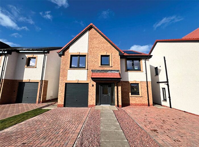 4 Bedroom Detached House For Sale In Castle Gate, Airth, FK2
