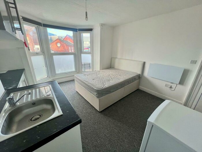 Studio To Rent In Hampshire Terrace, Portsmouth, PO1