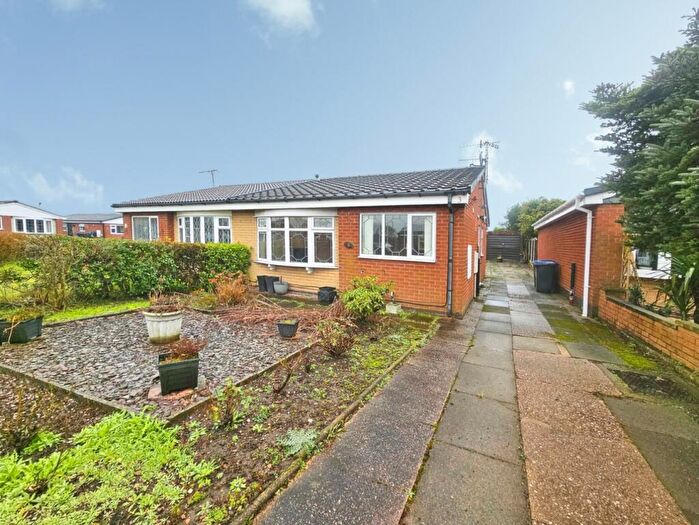 2 Bedroom Semi-Detached Bungalow For Sale In Royce Avenue, Knypersley, Stoke-On-Trent, ST8