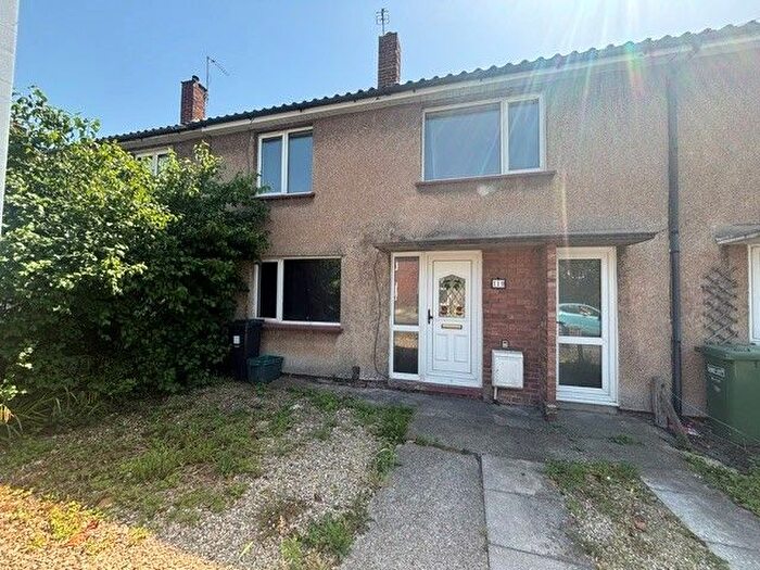 4 Bedroom Property To Rent In Boscombe Crescent, Bristol, BS16