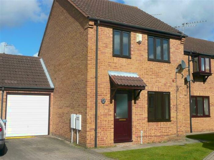 3 Bedroom Semi-Detached House To Rent In Thames Road, Wellingborough, Northamptonshire, NN8