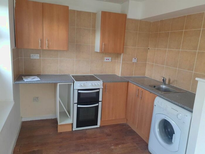1 Bedroom Flat To Rent In St Clements Court, Comet Close, Fosse Lane, Leicester, LE3