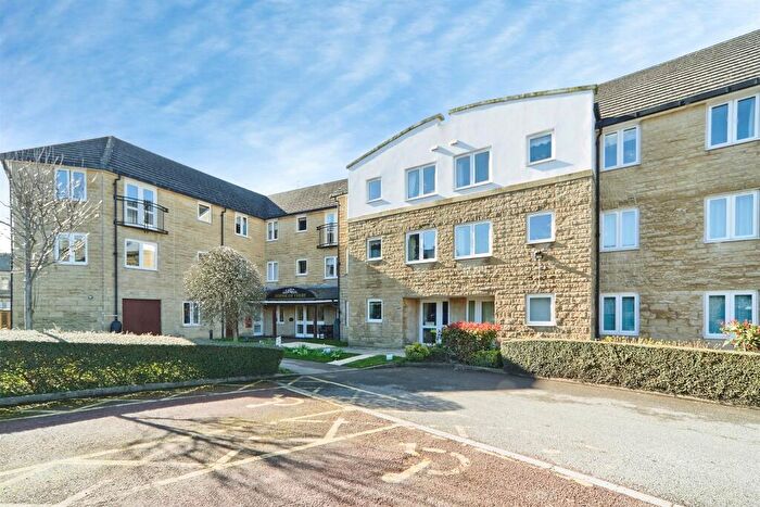 2 Bedroom Retirement Property For Sale In Oxford Avenue, Guiseley, Leeds, LS20