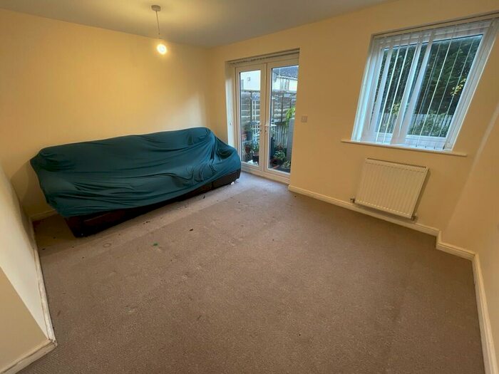 3 Bedroom Terraced House To Rent In Metcombe Way, Manchester, M11