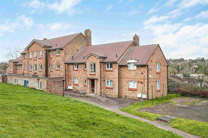 1 Bedroom Flat For Sale In Northfield Road, Harpenden, AL5