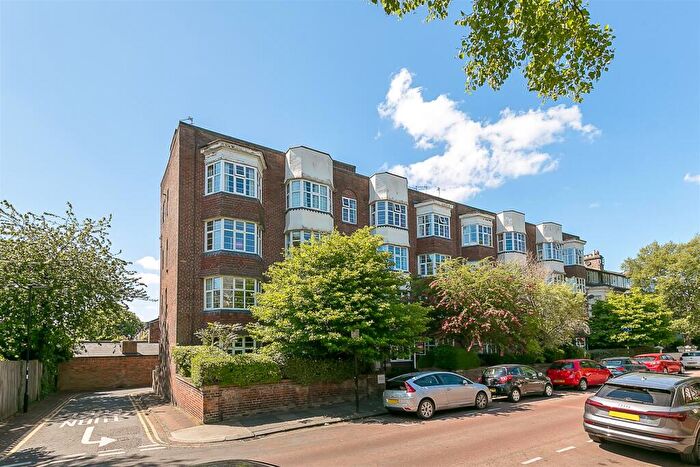 2 Bedroom Flat To Rent In Eskdale Mansions, Eskdale Terrace, Jesmond, NE2