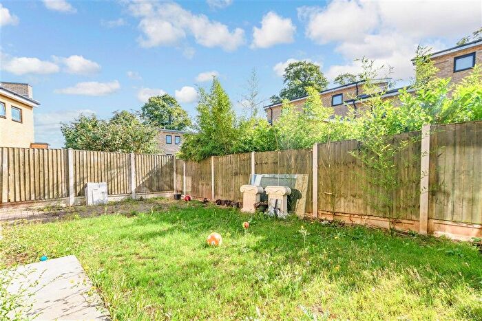 3 Bedroom End Terrace House For Sale In Courtyard Mews, Greenhithe, Kent, DA9