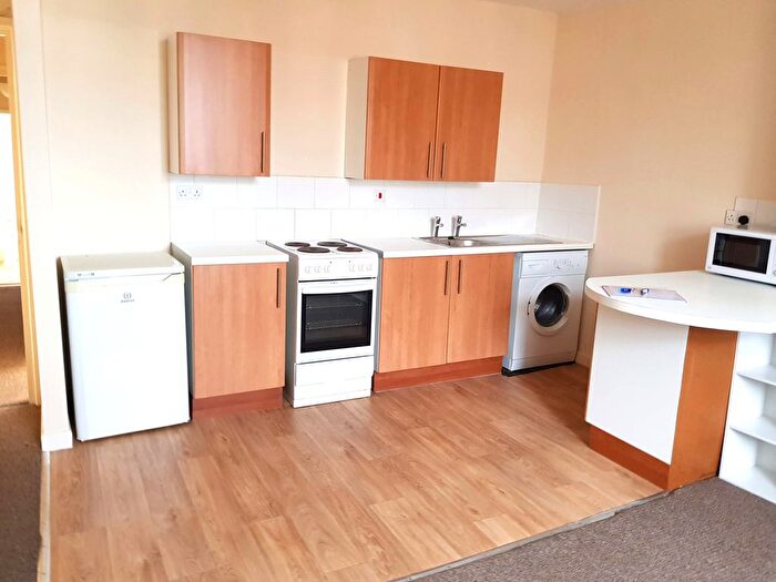 1 Bedroom Flat To Rent In Derby Road, Nottingham, NG1