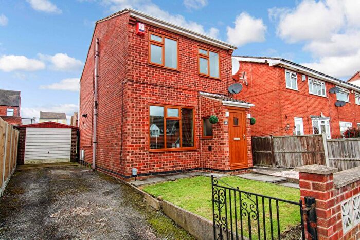 3 Bedroom Detached House For Sale In Albert Street, Alfreton, DE55