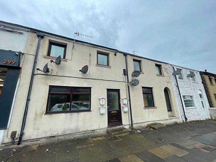 1 Bedroom Flat To Rent In Manchester Road, Burnley, Lancashire, BB11