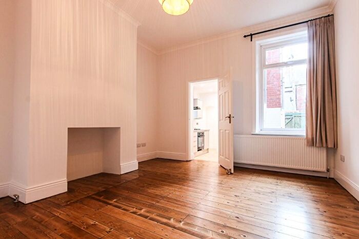 2 Bedroom Flat To Rent In Bamborough Terrace, North Shields, NE30