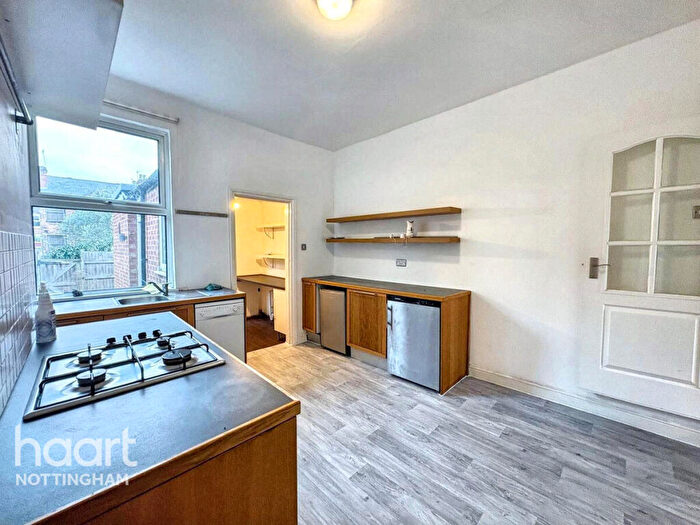 2 Bedroom Terraced House For Sale In Wisa Terrace, Nottingham, NG5