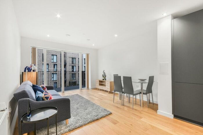 1 Bedroom Flat To Rent In Penny Brookes Street, London, E15