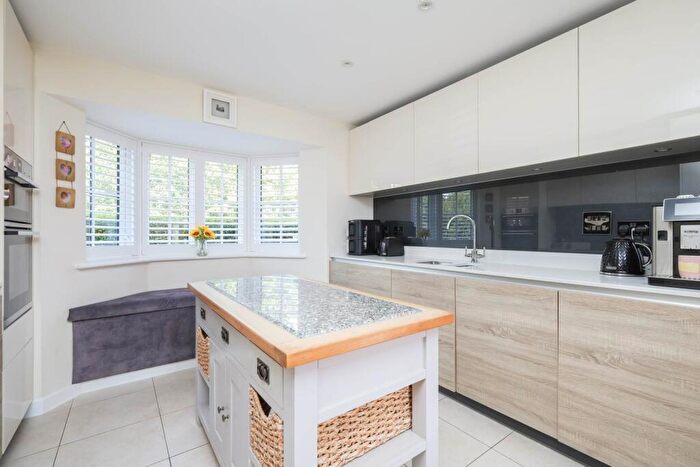 4 Bedroom Detached House For Sale In Cook Way, Horsham, RH12