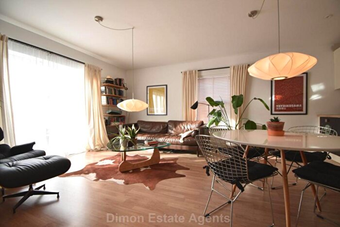 1 Bedroom Flat For Sale In The Salt House, Salt Meat Lane, PO12