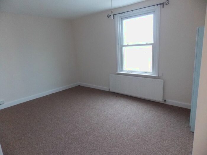 2 Bedroom End Of Terrace House To Rent In Merrywood Close, Southville, Bristol, BS3