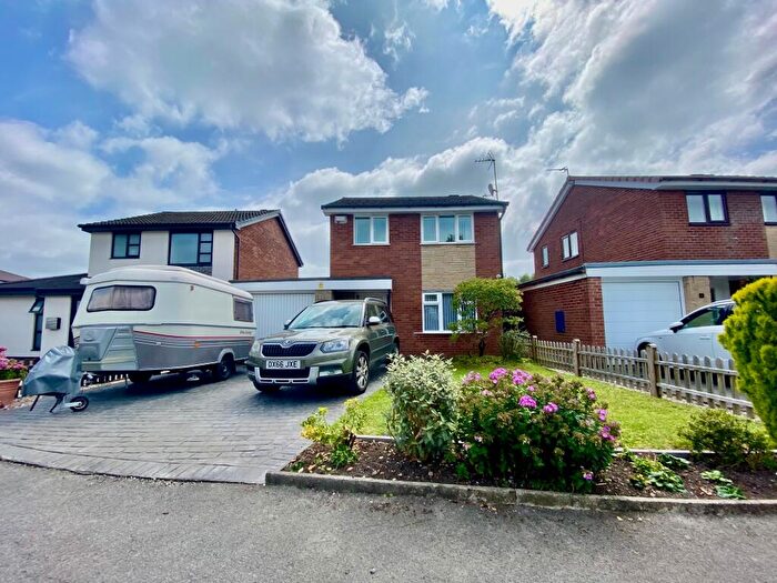 3 Bedroom House To Rent In St James Gardens, Leyland, PR26