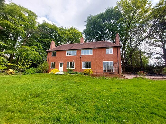 4 Bedroom Detached House To Rent In Beacon Lane, Rubery, B45