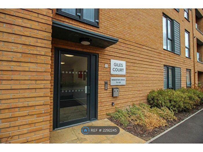 2 Bedroom Flat To Rent In Windstar Drive, South Ockendon, RM15