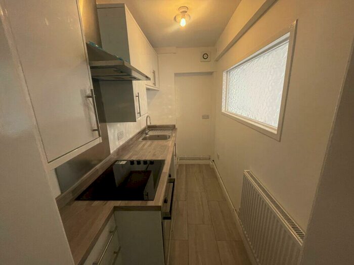 1 Bedroom Flat To Rent In St Margarets Grove, SE18