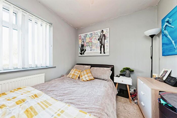 2 Bedroom Semi-Detached Bungalow For Sale In Sydney Road, Whitstable, CT5