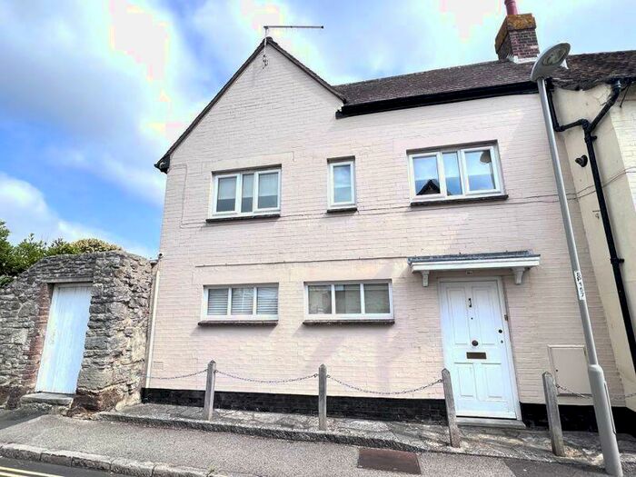 2 Bedroom Cottage For Sale In South Street, Wareham, BH20
