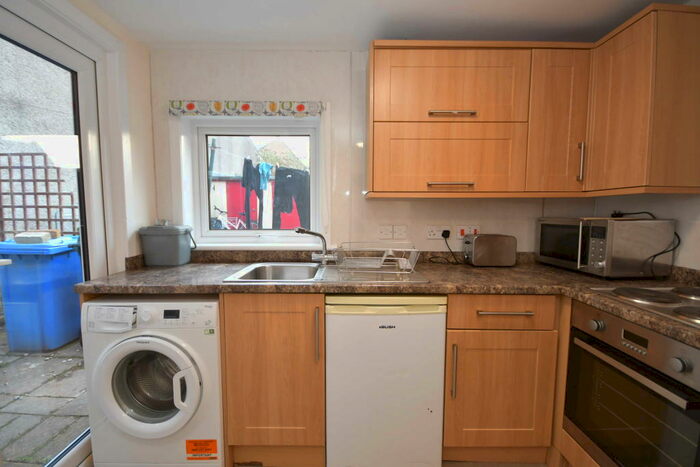 1 Bedroom Ground Flat To Rent In Wells Street, Inverness, IV3