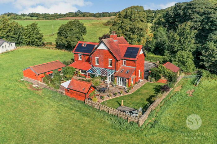 5 Bedroom Detached House For Sale In Old Hall Lane, Pleasington, Blackburn, BB2