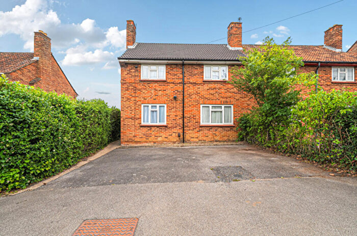 3 Bedroom Semi-Detached House For Sale In Headley Way, Headington, Oxford, OX3