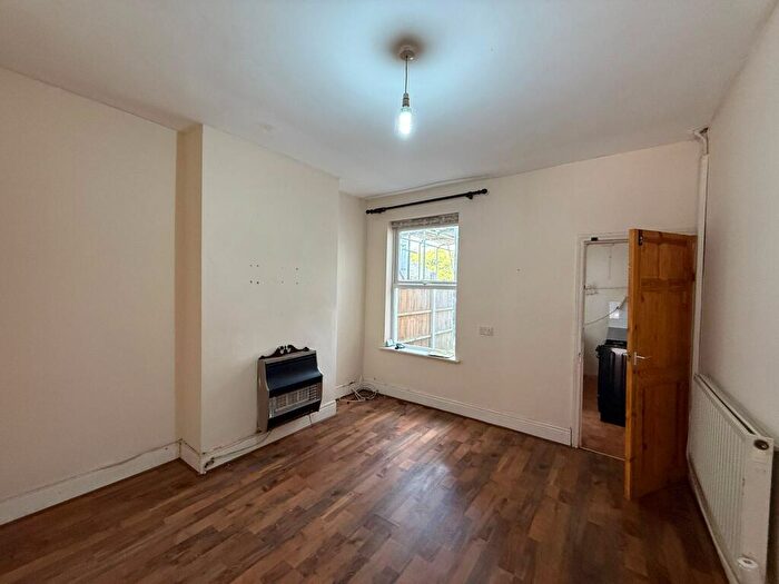 2 Bedroom Terraced House To Rent In Madeley Road, Sparkbrook, B11
