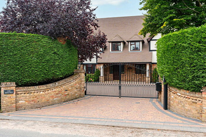 5 Bedroom Detached House For Sale In Ferry Road, North Fambridge, Chelmsford, CM3