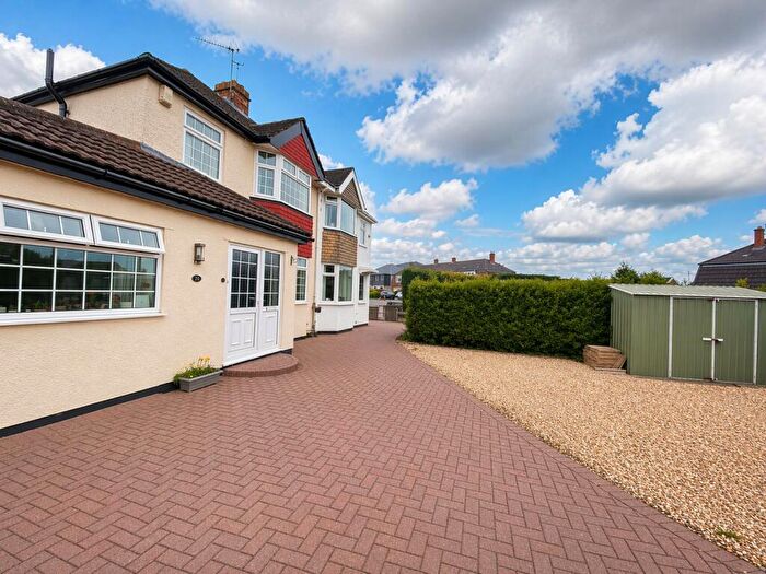 5 Bedroom Semi-Detached House To Rent In Boverton Road, Filton, Bristol, BS34
