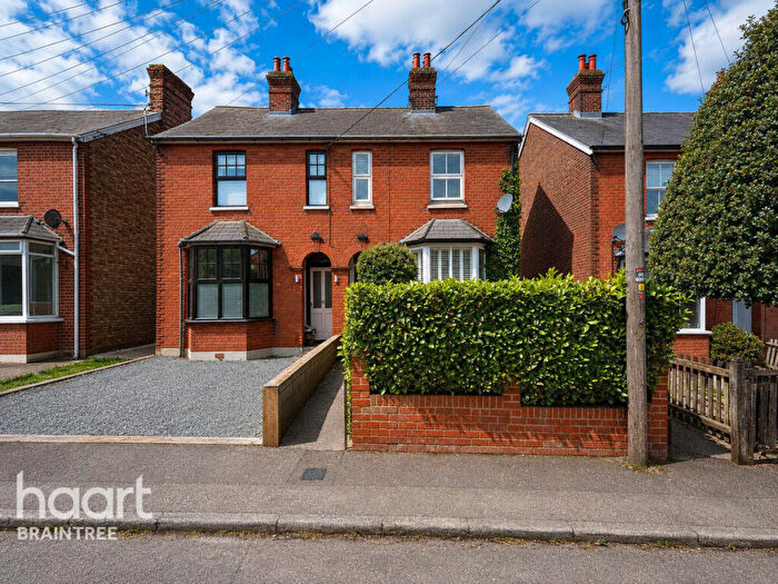 2 Bedroom Semi-Detached House For Sale In John Ray Street, Braintree, CM7