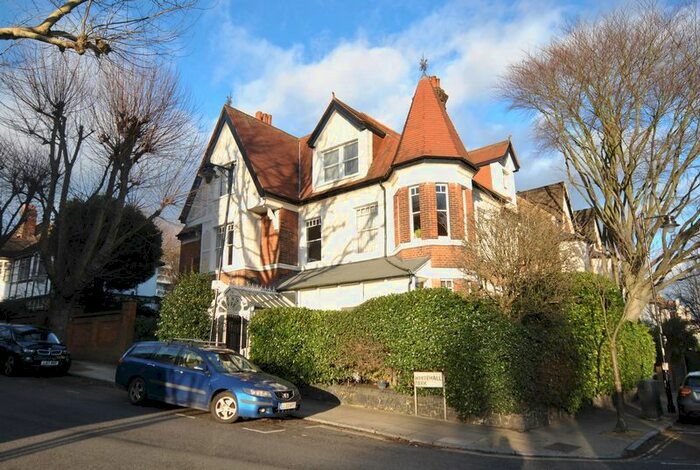 1 Bedroom Flat To Rent In Whitehall Park, London, N19