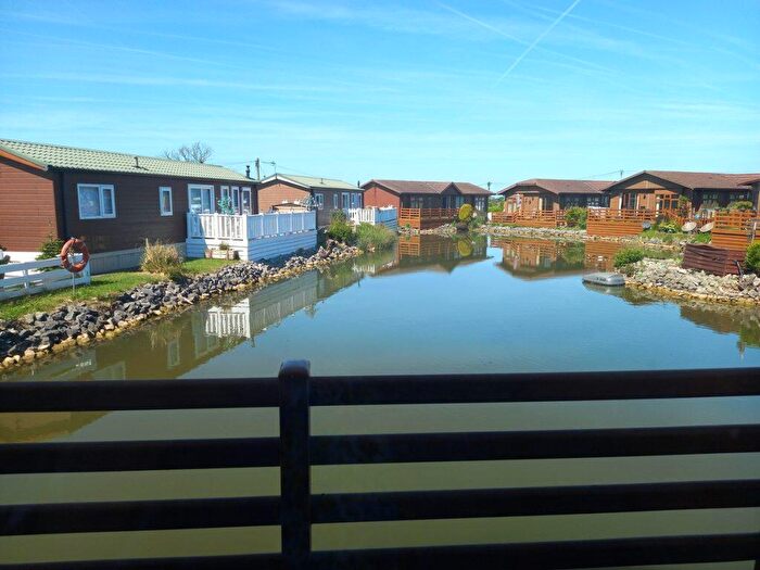 2 Bedroom Park Home For Sale In Smithy Leisure Park, PR3