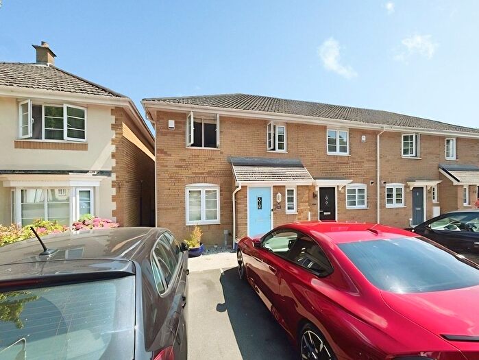 3 Bedroom Semi-Detached House For Sale In Ynys Y Wern, Cwmavon, Port Talbot, SA12