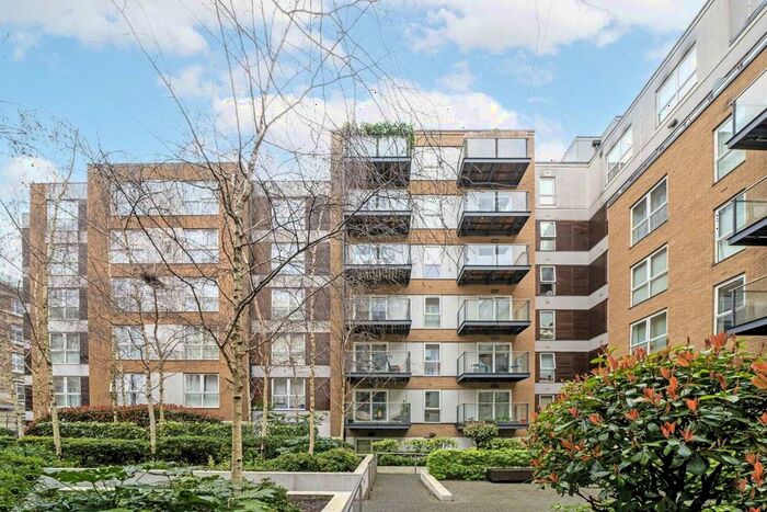 1 Bedroom Flat To Rent In Bromyard Avenue, London, W3