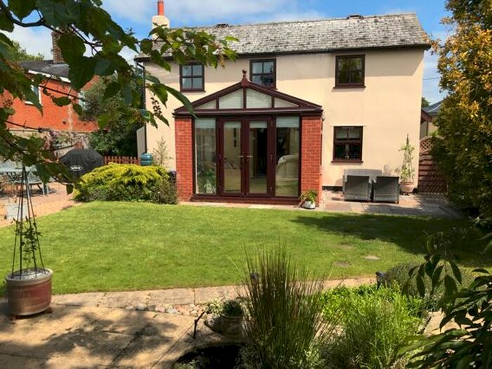 4 Bedroom Detached House For Sale In Mill Street, Gislingham, Eye, IP23