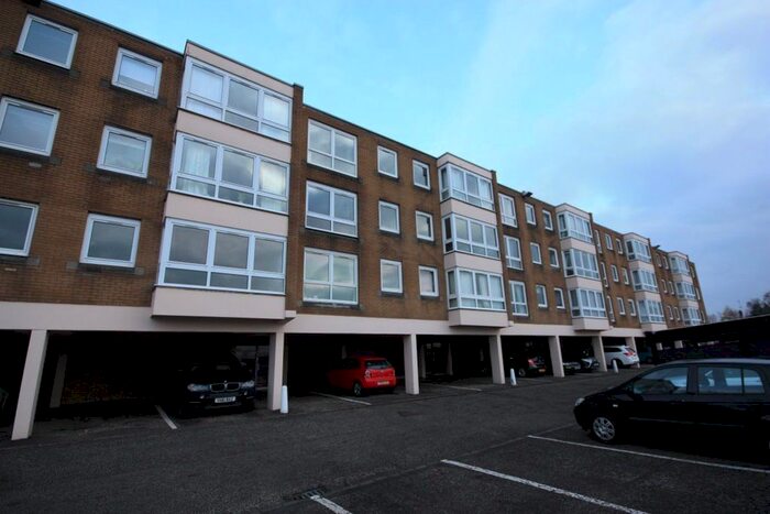 2 Bedroom Flat To Rent In Southbrae Drive, Glasgow, G13