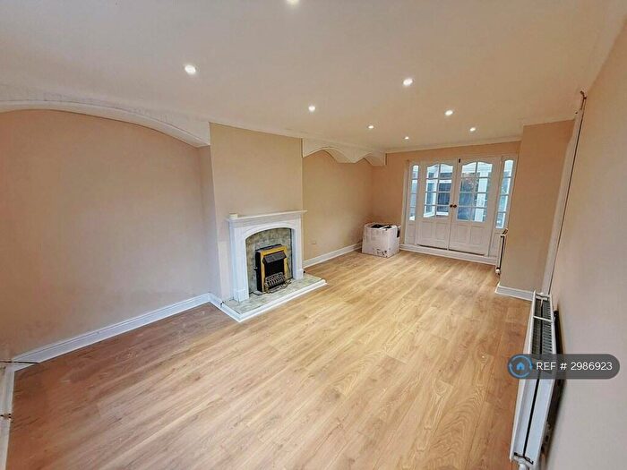 3 Bedroom Terraced House To Rent In Hurst Park Drive, Liverpool, L36