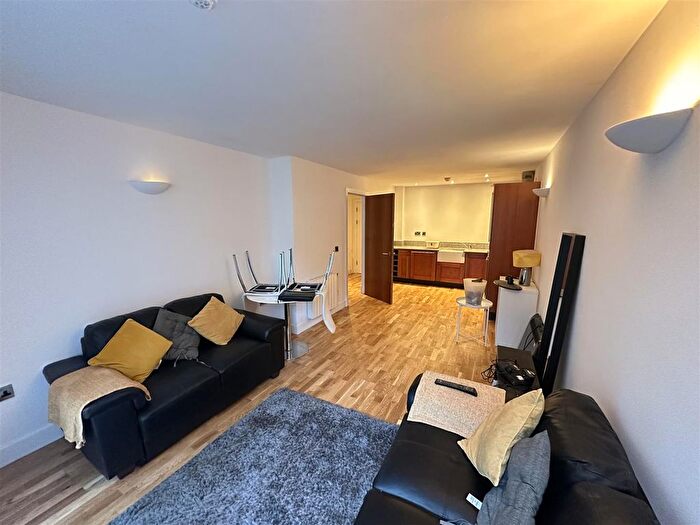 1 Bedroom Flat For Sale In Advent /, Isaac Way, Manchester, M4