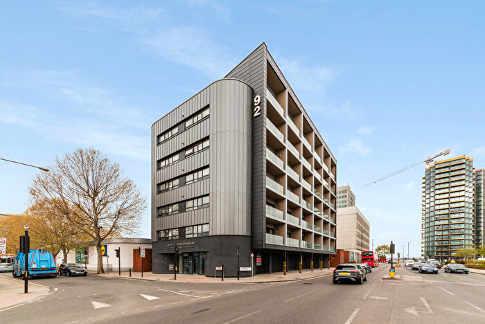 2 Bedroom Flat To Rent In Royal Sovereign, SE18