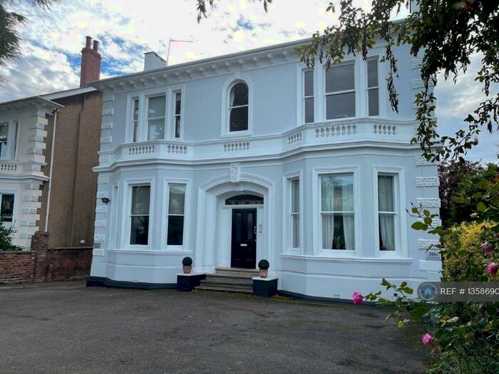 2 Bedroom Flat To Rent In Thurmaston Court, Leamington Spa, CV32