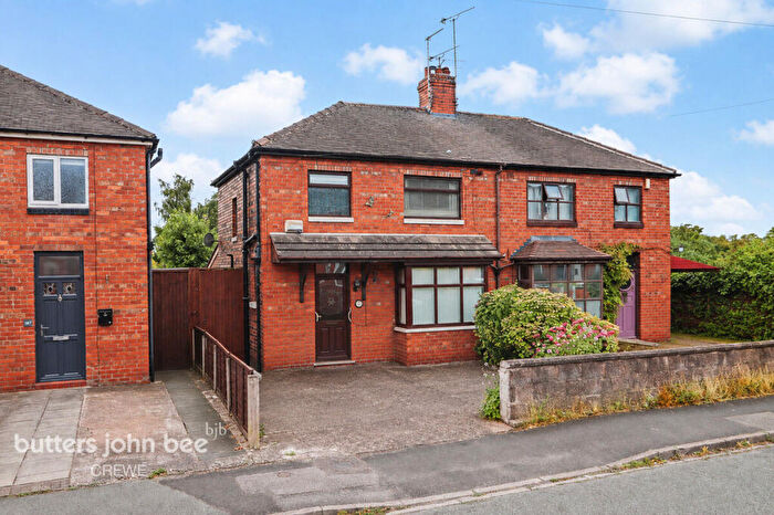 3 Bedroom Semi-Detached House For Sale In Henry Street, Crewe, CW1