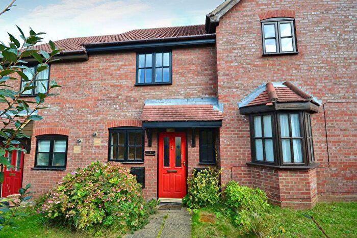 2 Bedroom Terraced House To Rent In Welsummer Grove, Shenley Brook End, Milton Keynes, Buckinghamshire, MK5