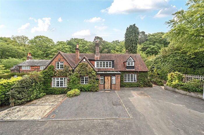 5 Bedroom Detached House To Rent In Red Lane, Seal, Kent, TN15