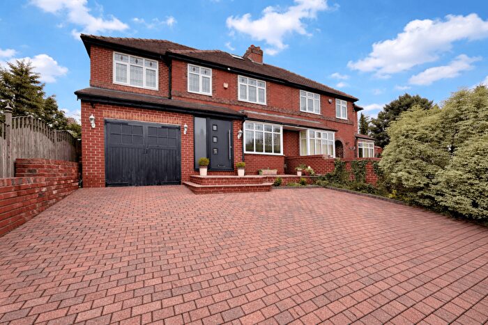 4 Bedroom Semi Detached House For Sale In Whitehouse Lane, Great Preston, LS26