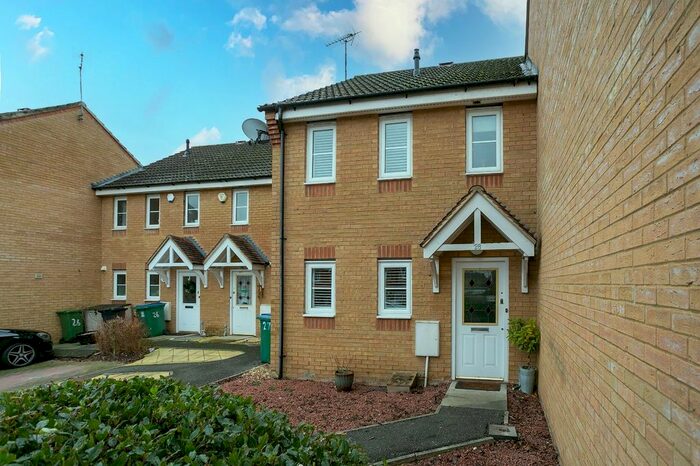 3 Bedroom Terraced House To Rent In Derwent Close, Watford, Hertfordshire, WD25