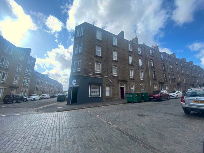 2 Bedroom Flat To Rent In G Peddie Street, DD1