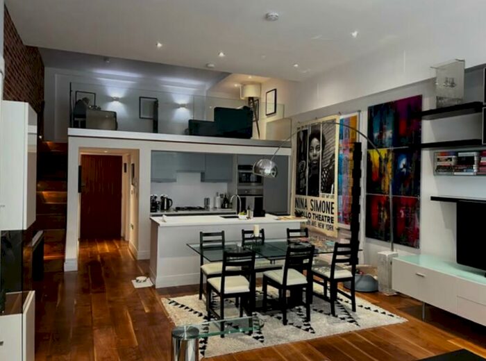 2 Bedroom Apartment To Rent In Grenville Place, London, NW7